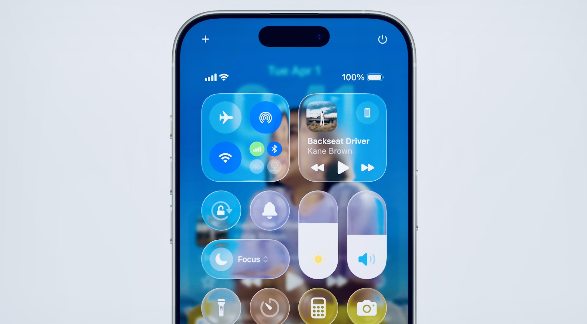 Screenshot Apple’s “Liquid Glass” Design